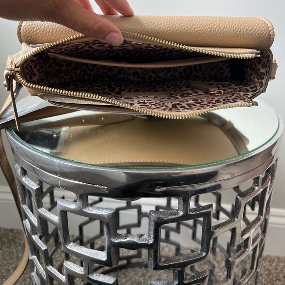 NWT Nanette Lepore crescent crossbody bag. This bag is great for any occasion. - Picture 7 of 8